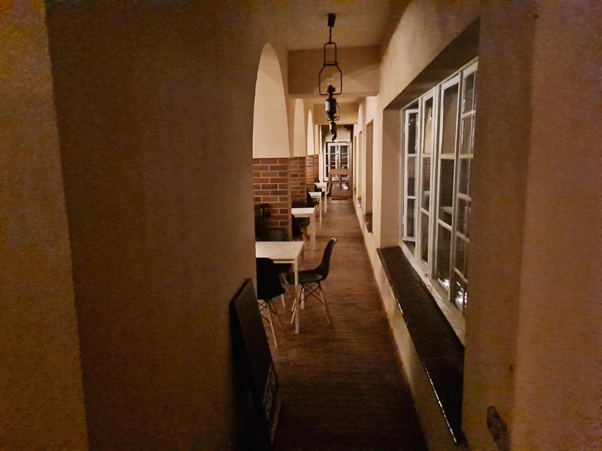 Hotel Zajazd Kultury, Dawniej Pocztowy Zielona Góra Dış mekan fotoğraf