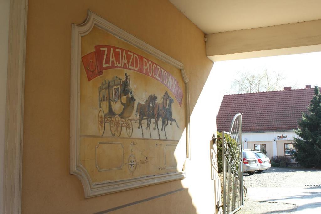 Hotel Zajazd Kultury, Dawniej Pocztowy Zielona Góra Dış mekan fotoğraf